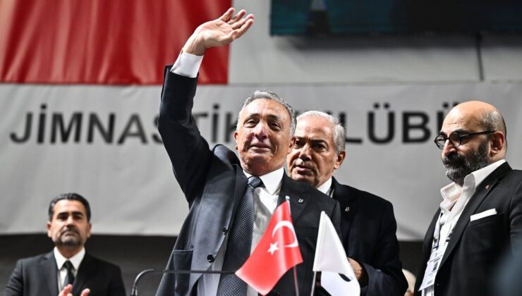 Başkan Ahmet Nur Çebi, Beşiktaş’a veda etti