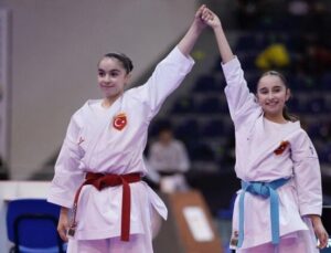 Elizan Sağlam, karate katada dünya şampiyonu oldu